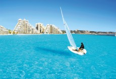 Crystal Lagoons